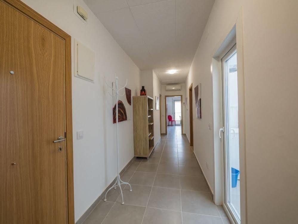 Agi Peater Center Apartment Roses Exterior foto